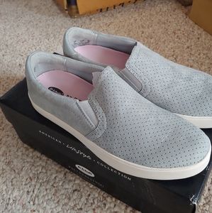 Dr scholls lite was blue slip ons